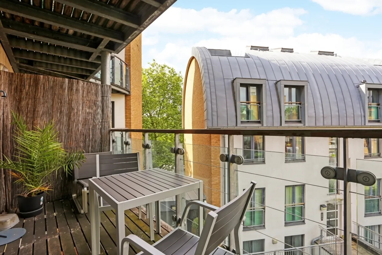 Owen Street London EC1V photo 14
