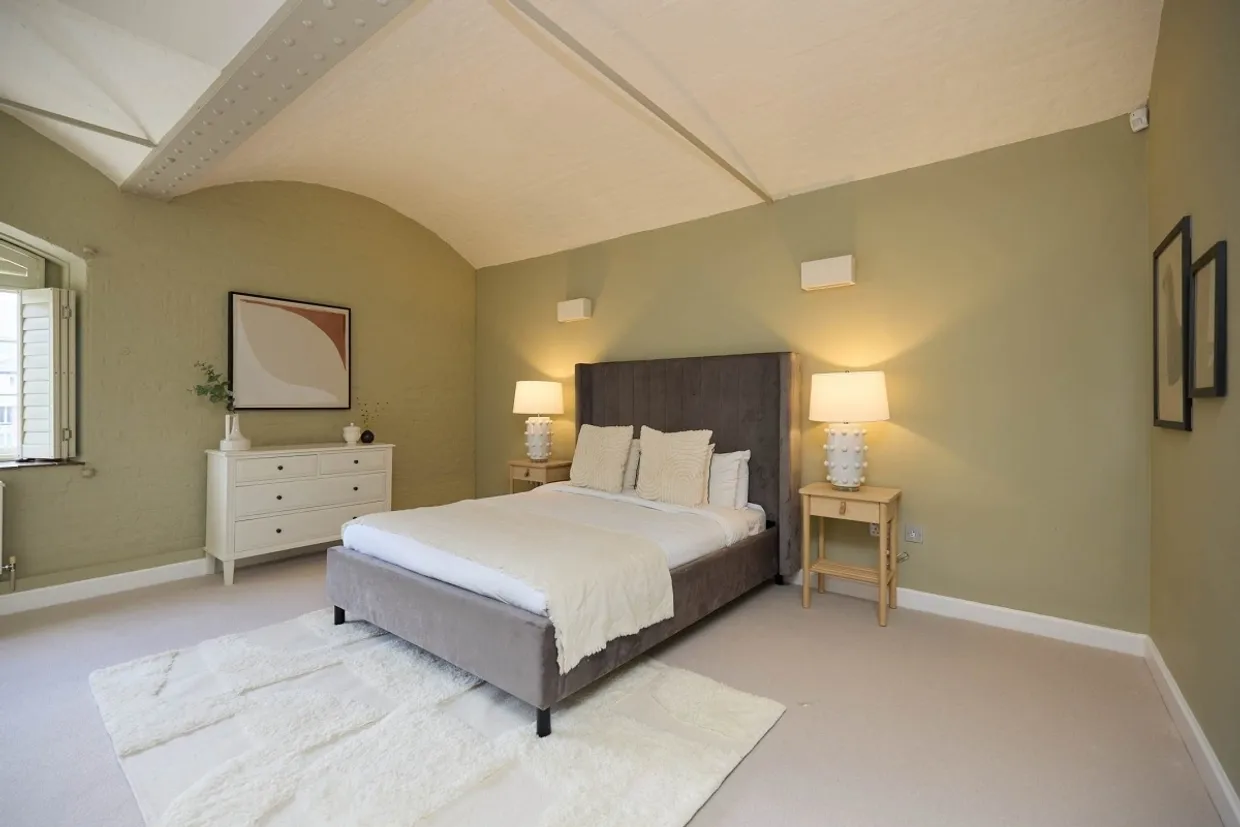 Ivory House, St. Katharine Dock, E1W photo 7