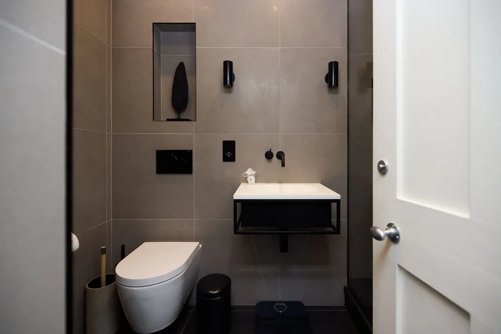 Ivory House, St. Katharine Dock, E1W photo 9