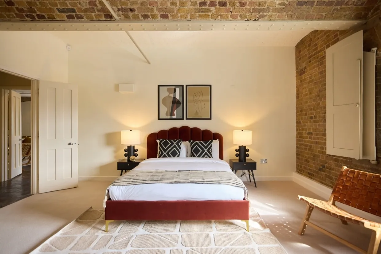 Ivory House, St. Katharine Dock, E1W photo 14