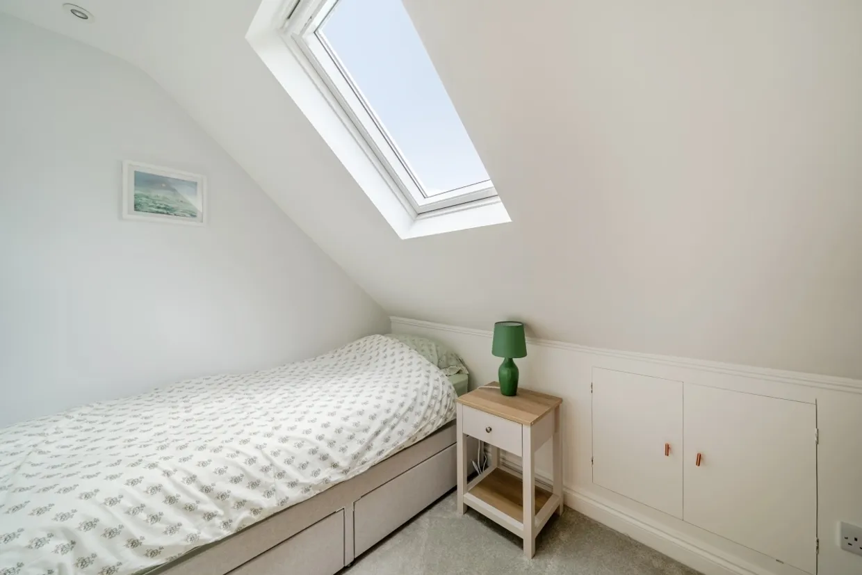 Holcombe Close Bath BA2 photo 6