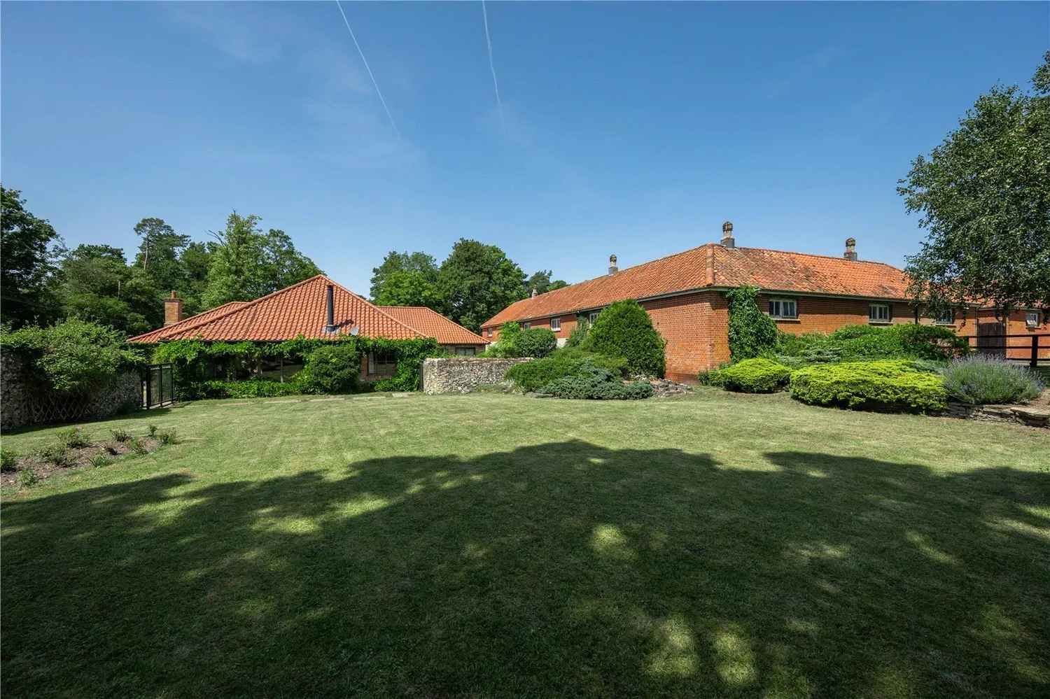 Icklingham Road, West Stow, IP28 photo 3