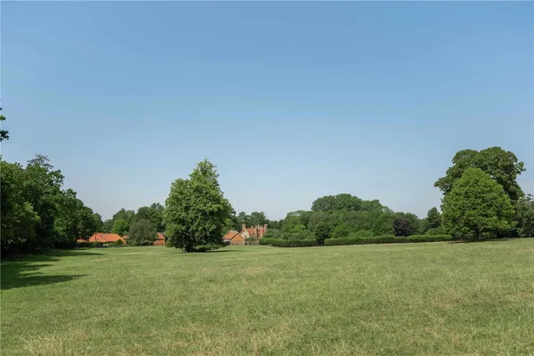 Icklingham Road, West Stow, IP28 photo 19