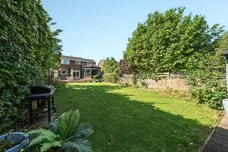 Groveland Road Speen RG14 photo 11