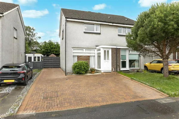 Netherhouse Avenue, Lenzie, Kirkintil...