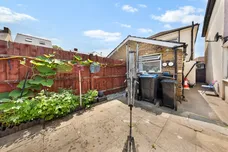 Bensham Lane, THORNTON HEATH