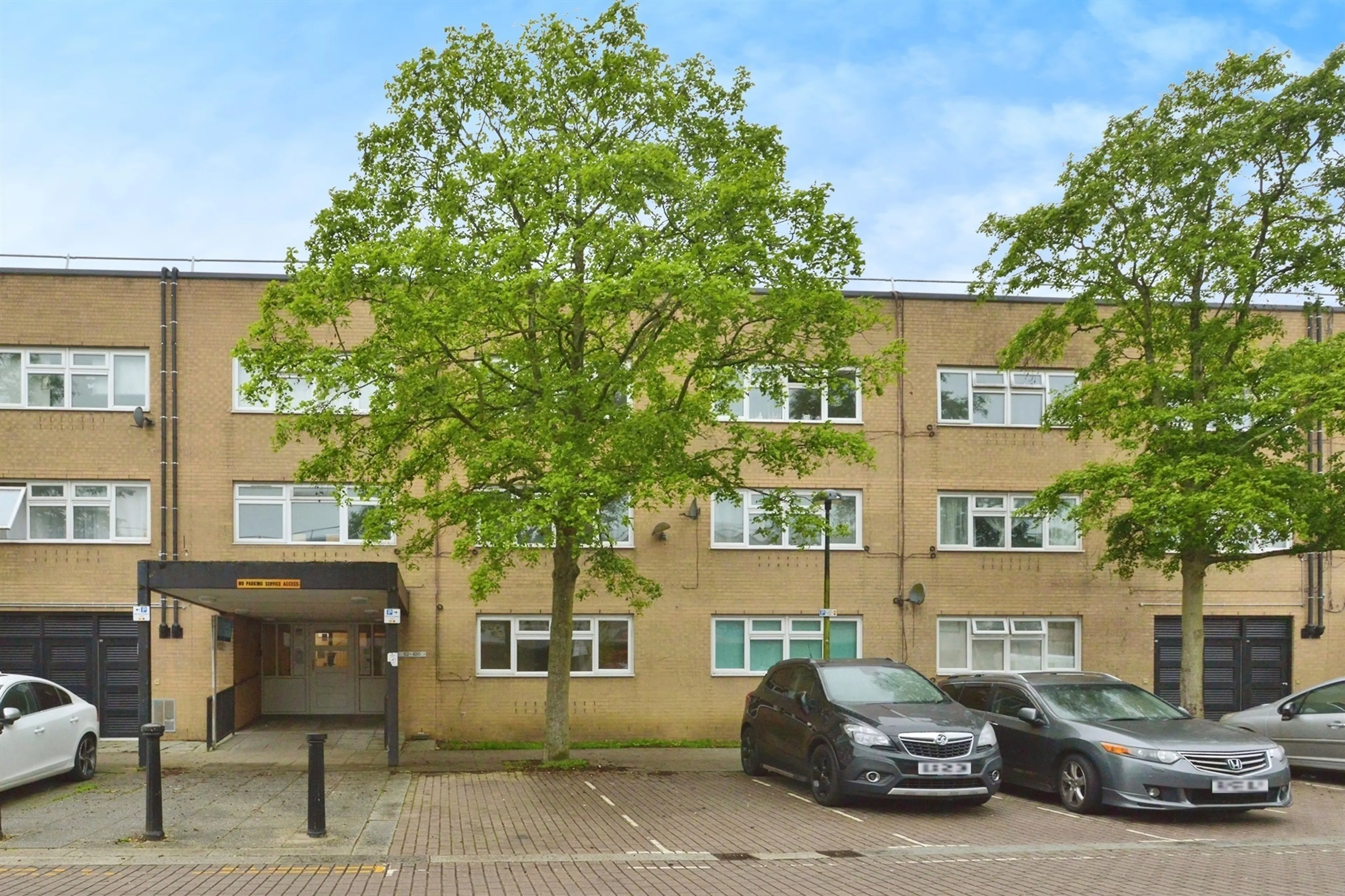 Property photo 0