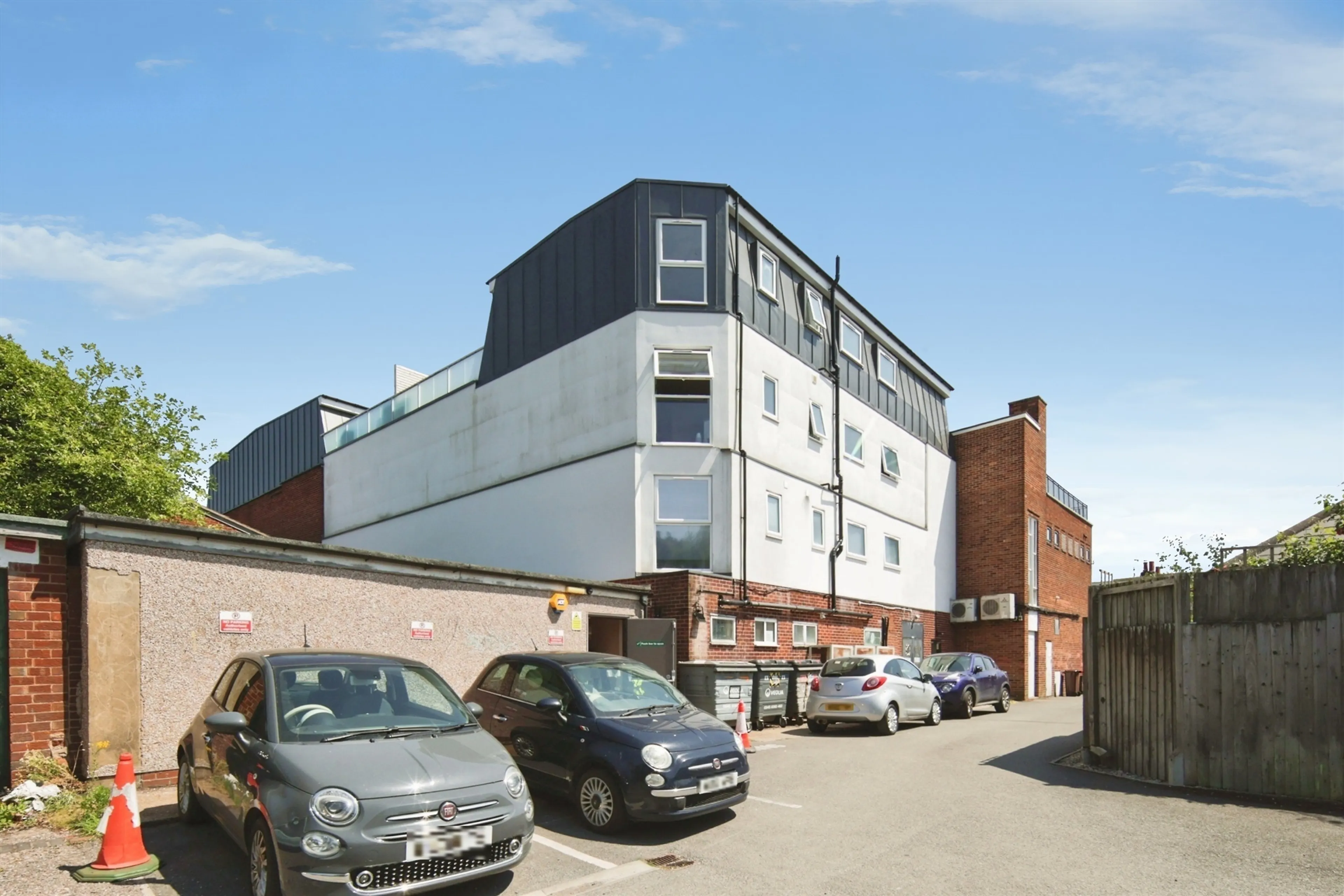 Property photo 0