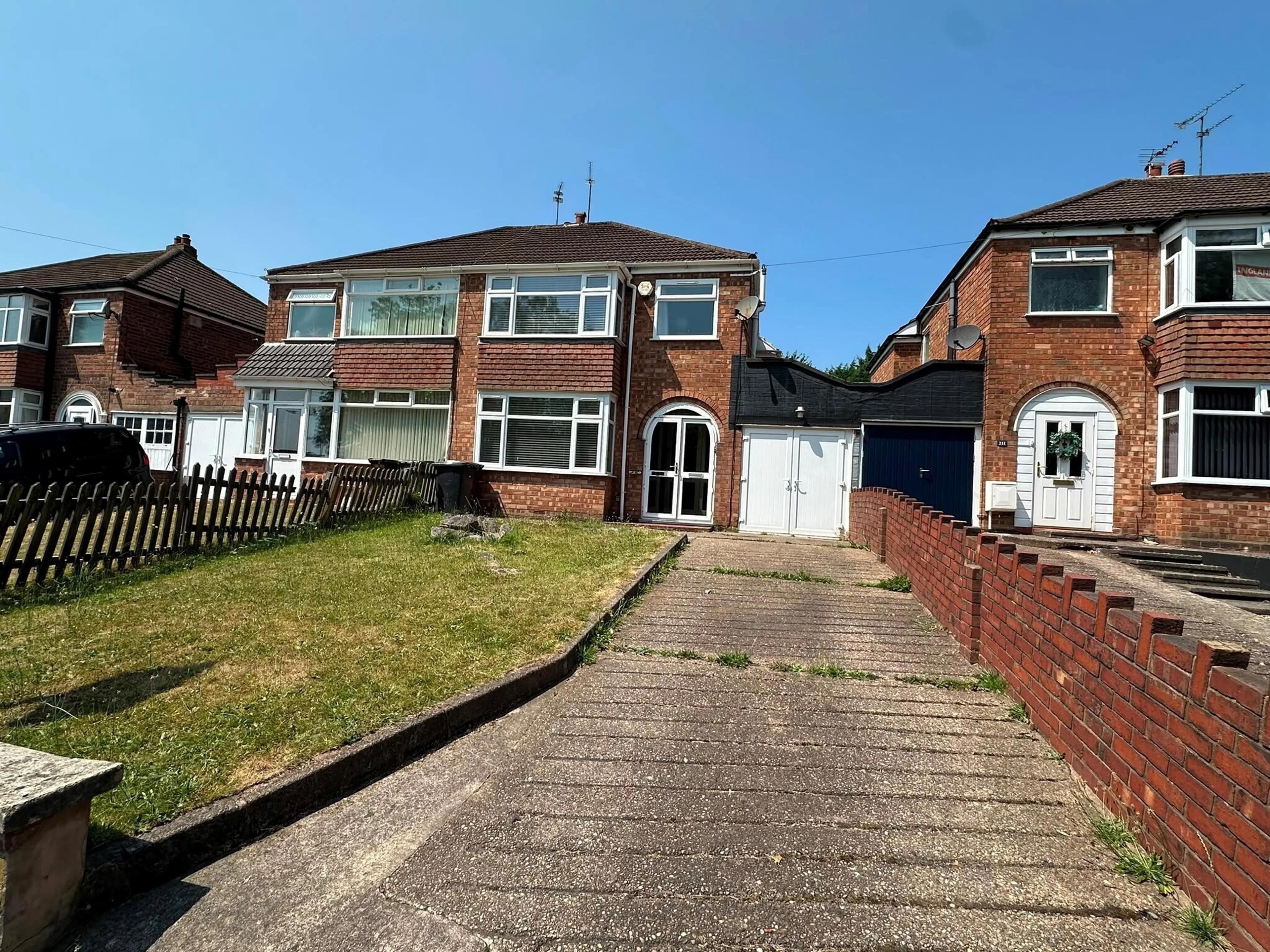 Property photo 0