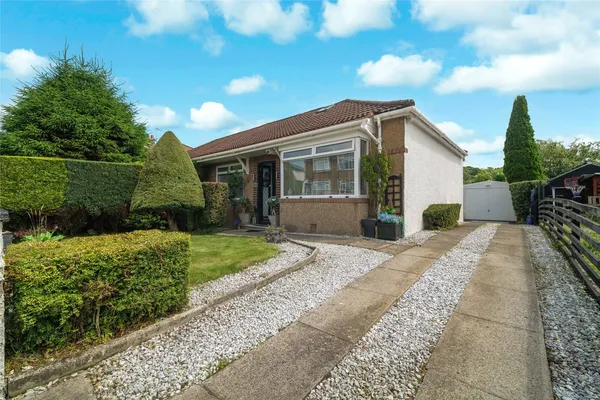 Moray Drive, Clarkston, Lanarkshire, G76
