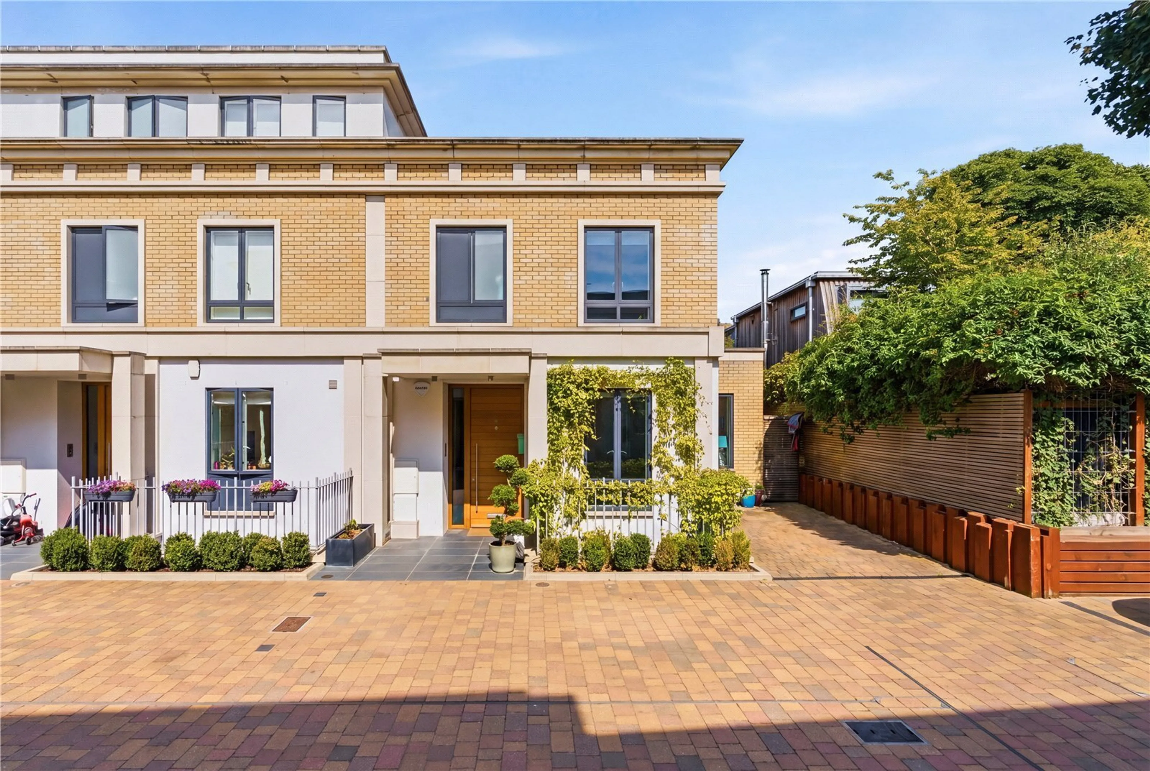 Property at Basilica Mews, London, SW12