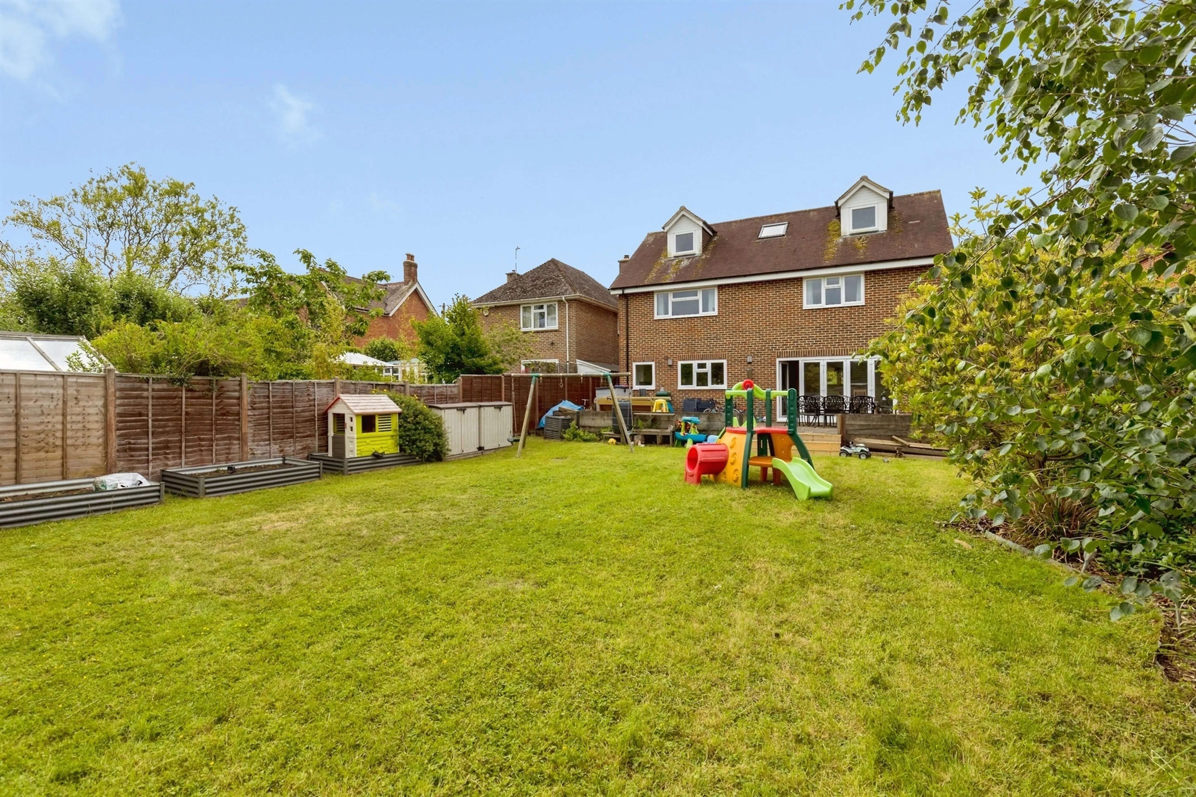 Property at Daux Avenue, Billingshurst