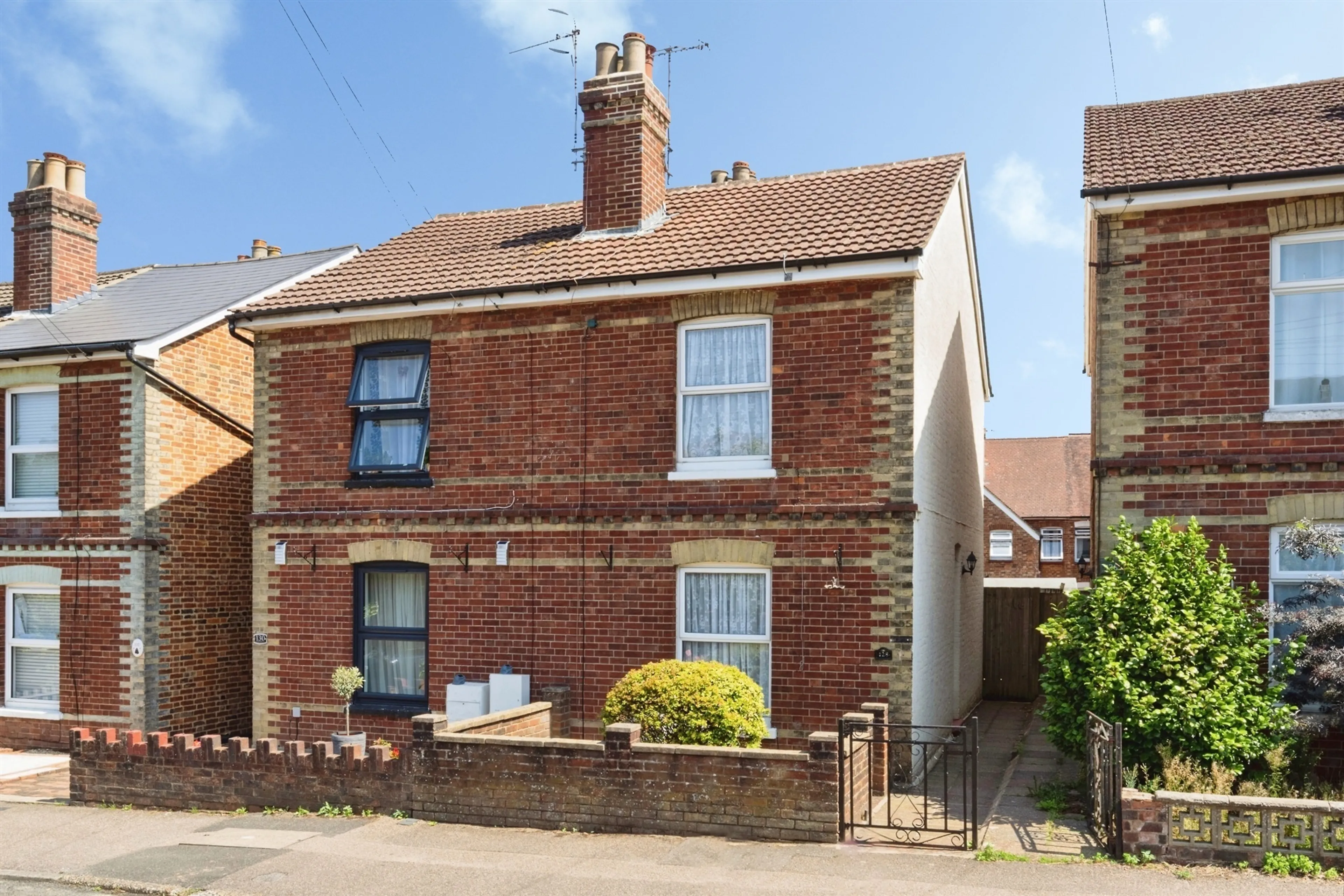 Property photo 0