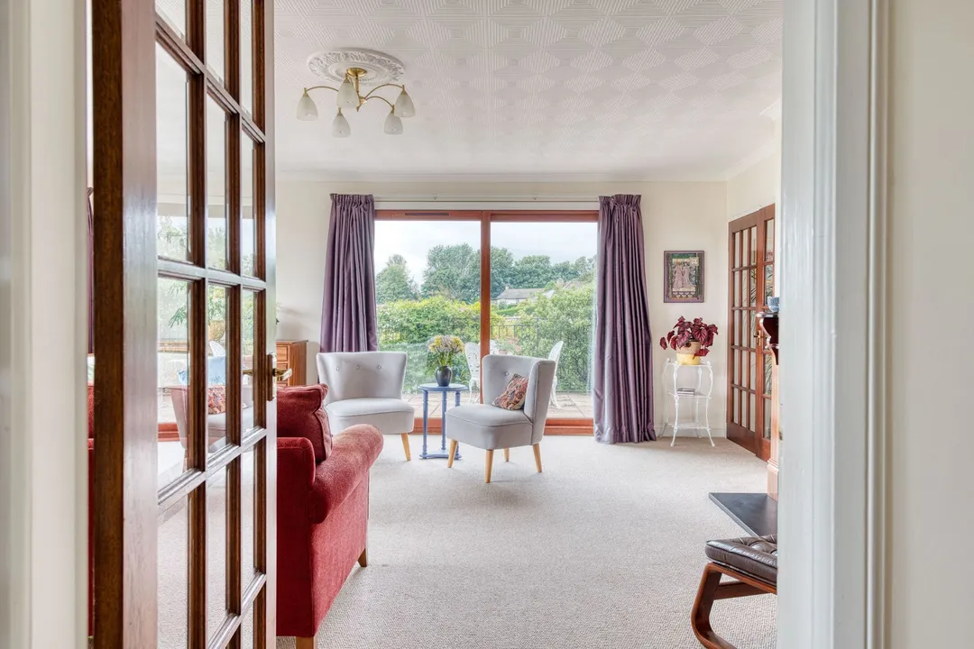 https://mr0.homeflow-assets.co.uk/files/photo/image/47819/2363/_x_/DSC_2397_HDR-111.jpg