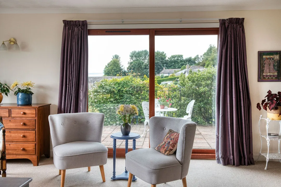 https://mr0.homeflow-assets.co.uk/files/photo/image/47819/2364/_x_/DSC_2714_HDR-165.jpg