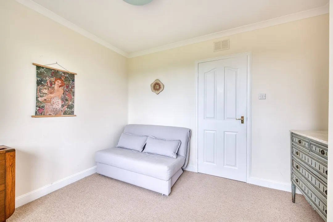 https://mr0.homeflow-assets.co.uk/files/photo/image/47819/2400/_x_/DSC_2202_HDR-77.jpg