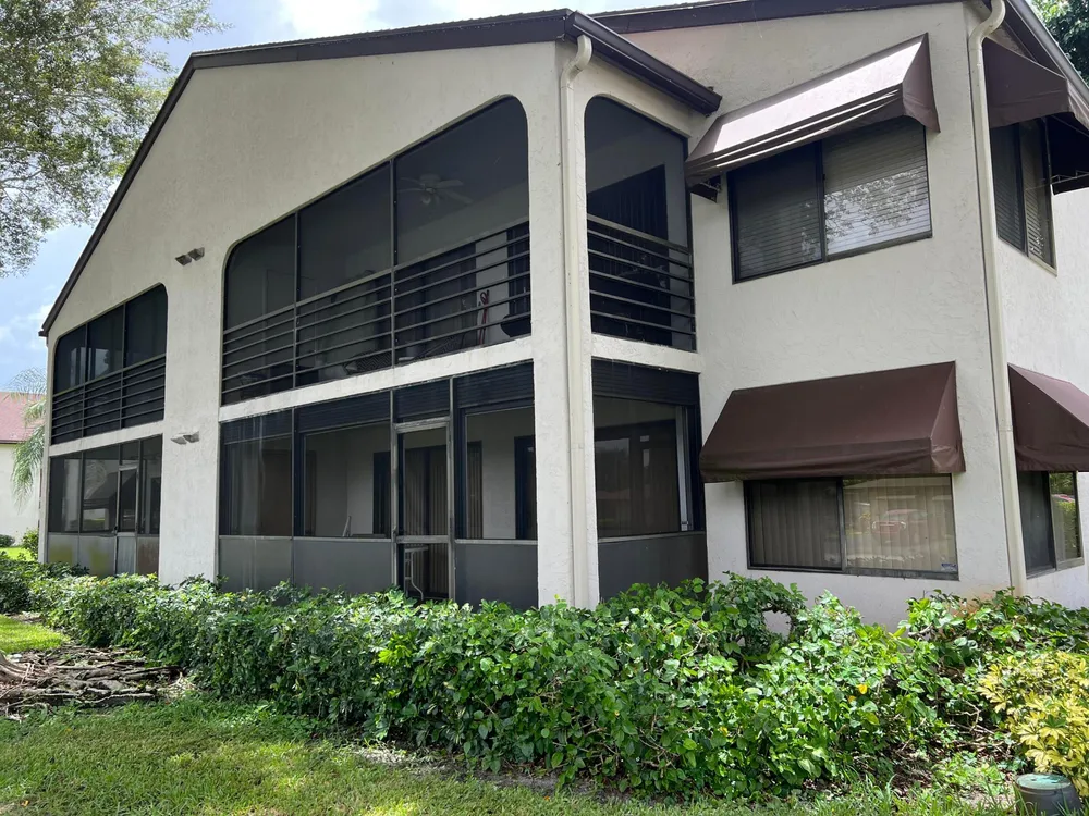 5068 Rose Hill Dr, Boynton Beach, FL 33437-1308