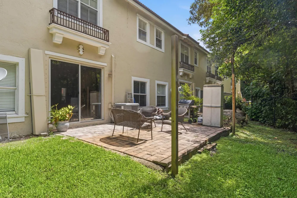 3469 Merrick Ln, Margate, FL 33063