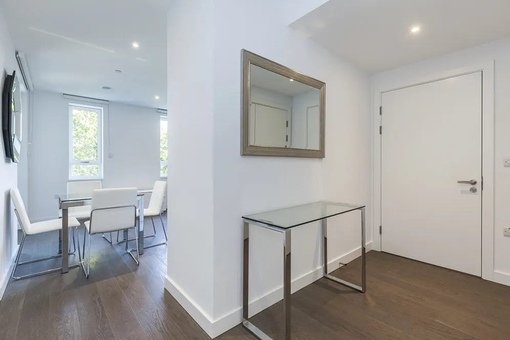 Tarling House, Elephant  Castle, SE17 photo 5