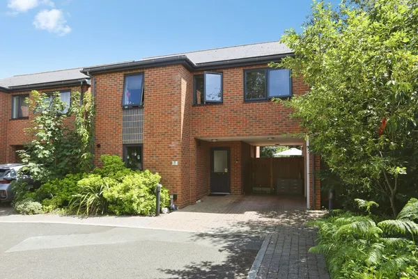 Dairy Close, Sholing, Hampshire, SO19