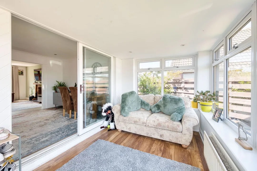 https://mr0.homeflow-assets.co.uk/files/photo/image/47827/7985/_x_/DSC_3623_HDR2-46.jpg