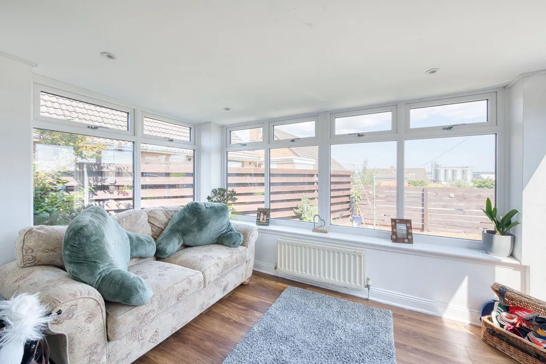 https://mr0.homeflow-assets.co.uk/files/photo/image/47827/7987/_x_/DSC_3618_HDR2-45.jpg