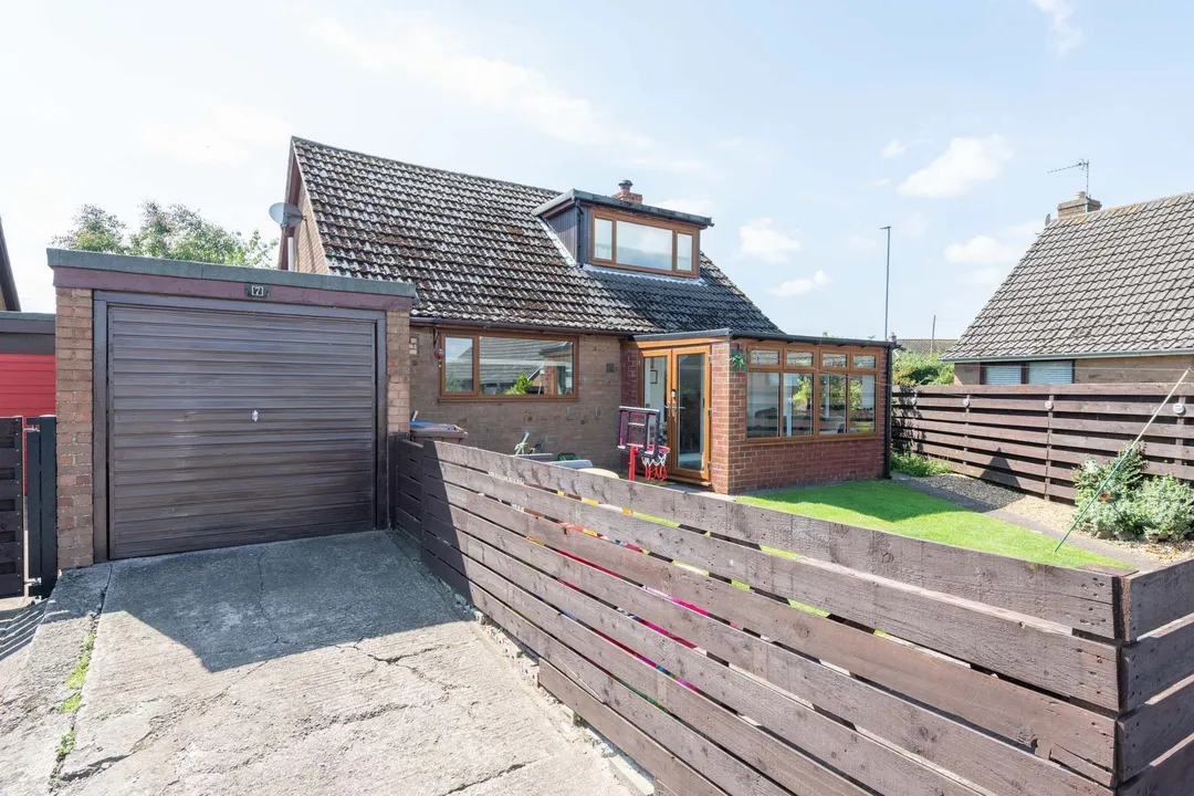 https://mr0.homeflow-assets.co.uk/files/photo/image/47827/8052/_x_/DSC_3680-61.jpg