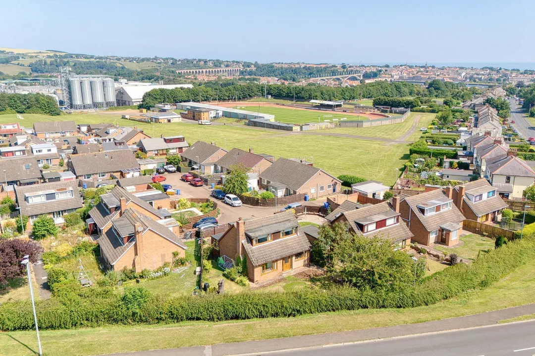 https://mr0.homeflow-assets.co.uk/files/photo/image/47827/8054/_x_/DJI_20260709113139_0593_D_HDR-82.jpg