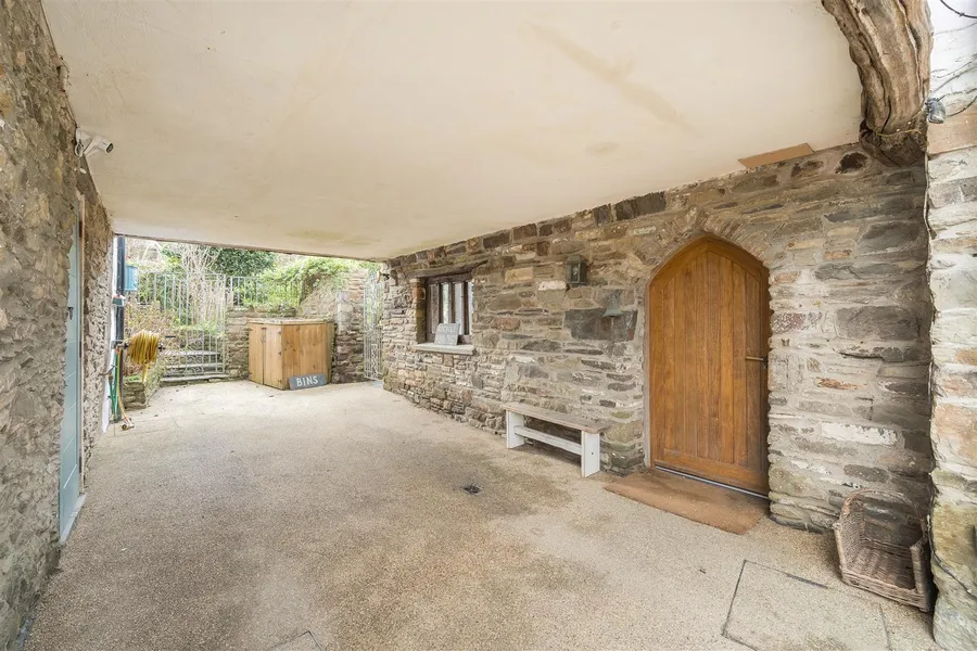 Property Image 44