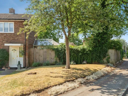 Raleigh Crescent, Stevenagephoto