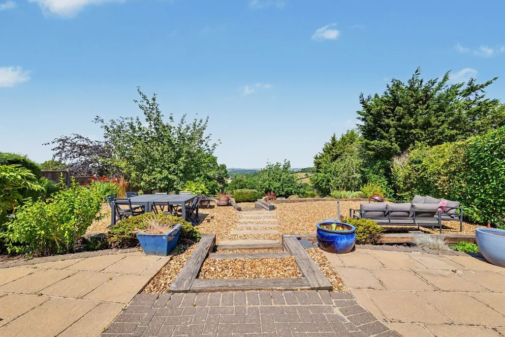 Property carousel item 28