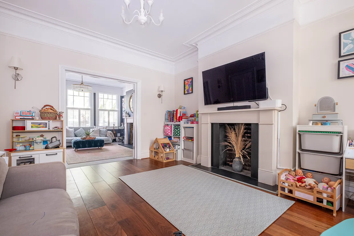 Langham Road, Teddington, TW11 photo 5