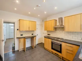 Victoria Road, Mexborough thumb 3