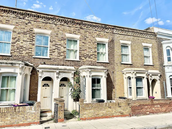 Bow Common Lane, Bow E3