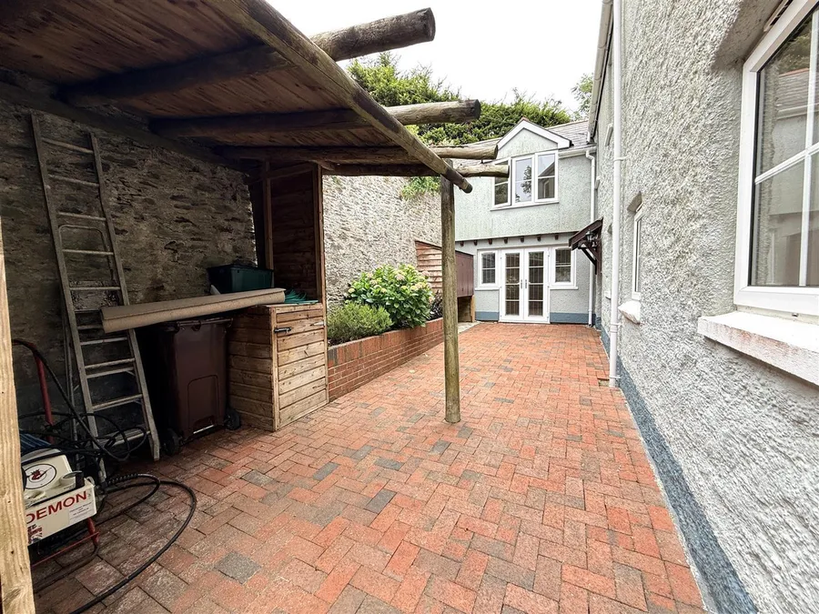 Property Image 16