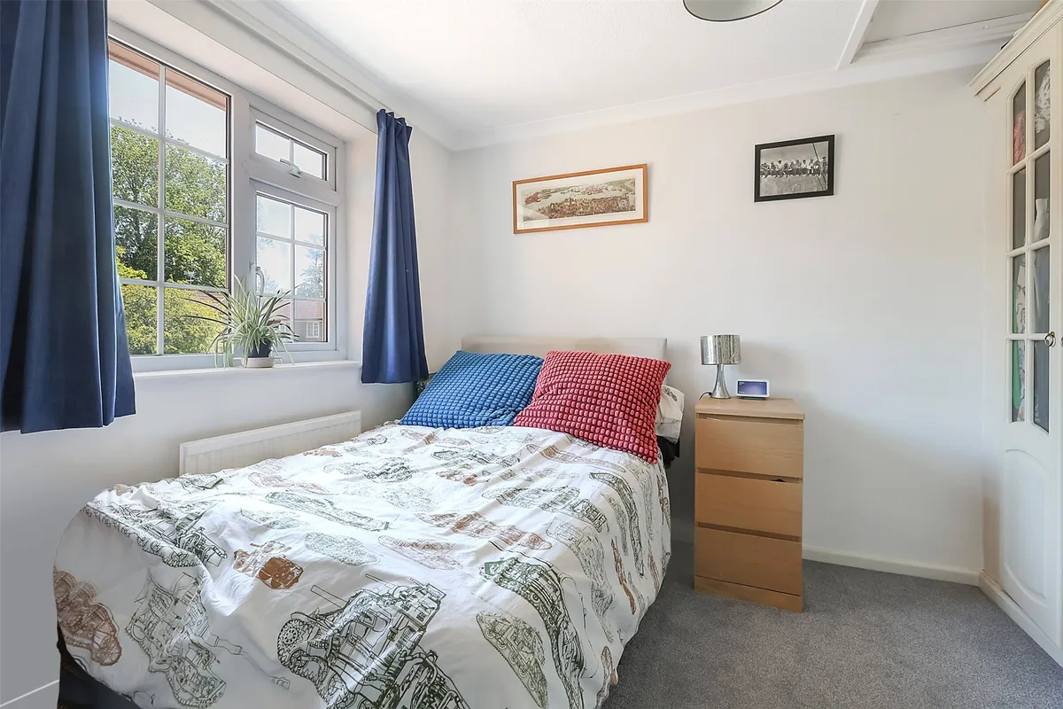 Collingwood Close, Horley, Surrey, RH6