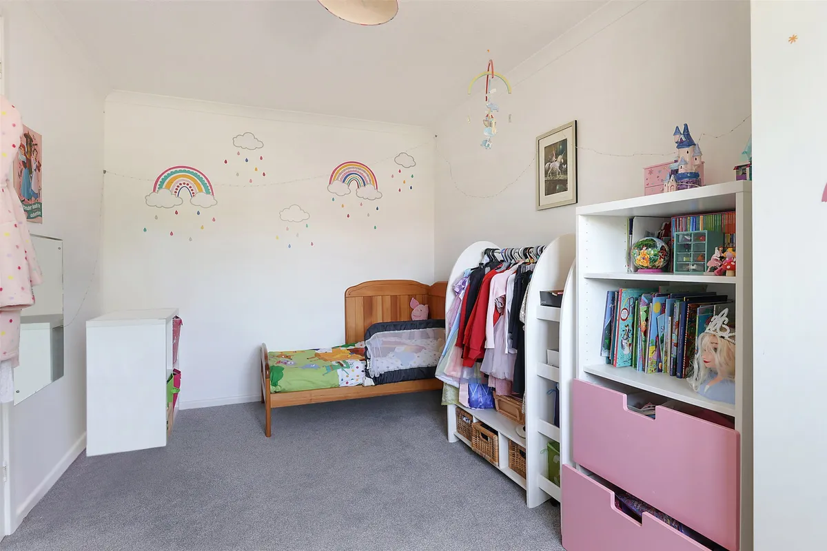 Collingwood Close, Horley, Surrey, RH6