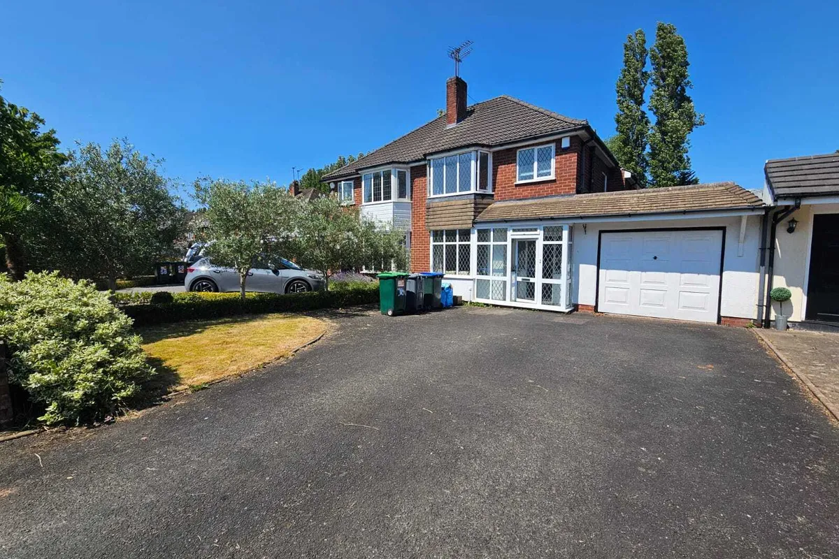 Pear Tree Road, Great Barr, BIRMINGHAM