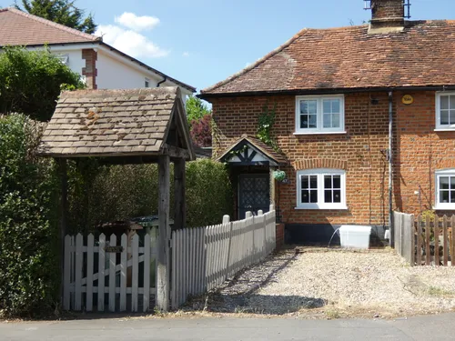 Mount Pleasant Lane, Bricket Wood, ST. ALBANSphoto