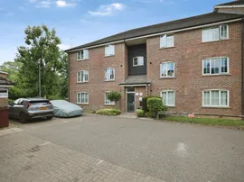 Waterside, Chesham photo