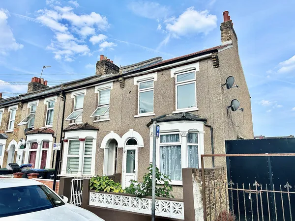 Haselbury Road, Edmonton N18