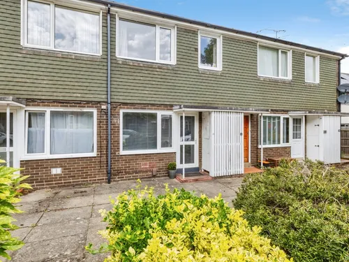 Stonefield Avenue, Lincolnphoto