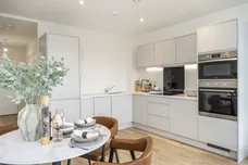 Elmsleigh Road Staines TW18 photo 5