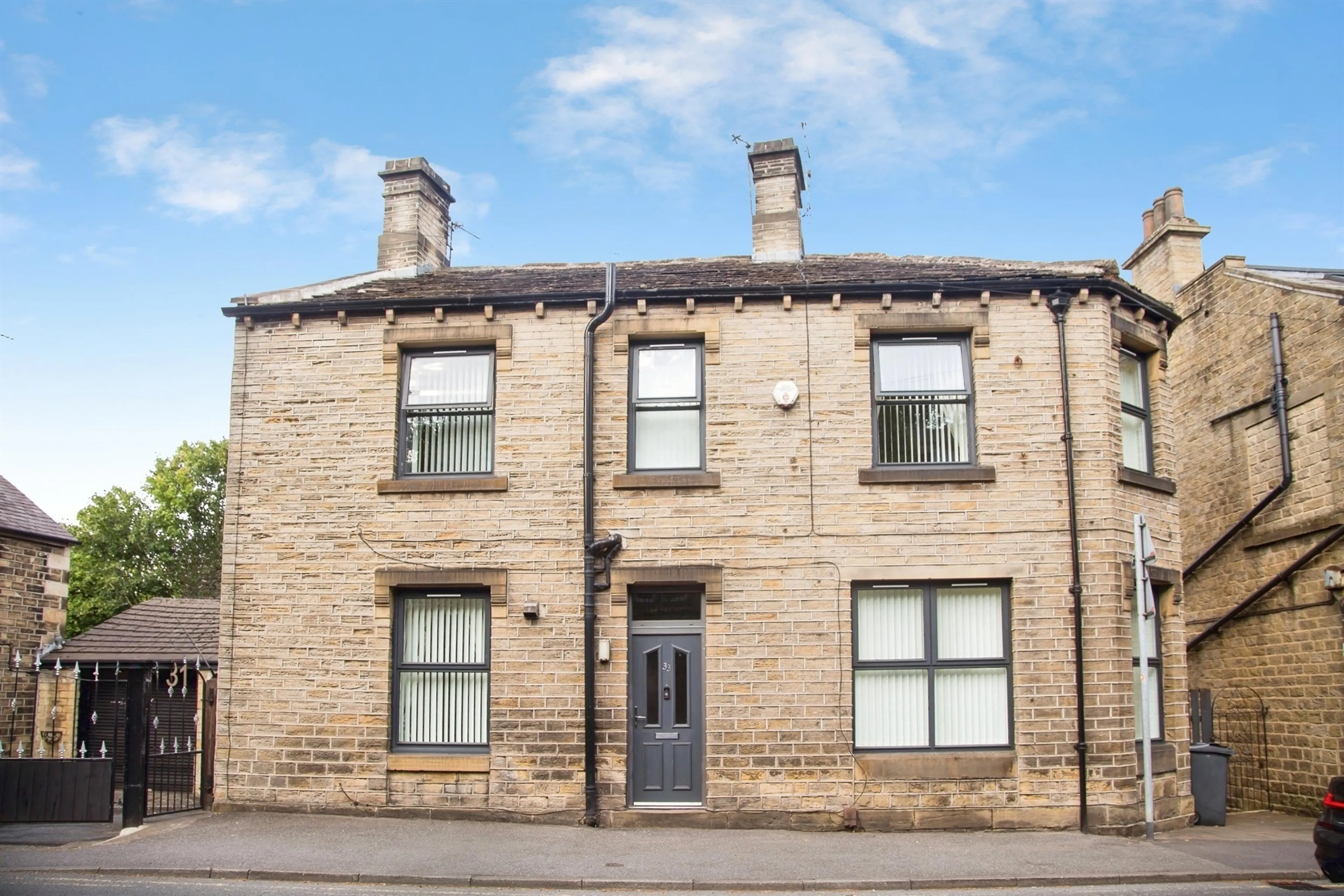 Property photo 0