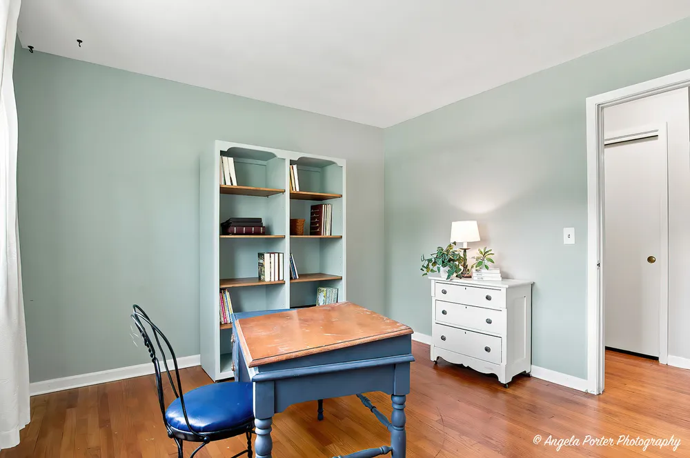 152 Foxwood Ln, Barrington, IL 60010
