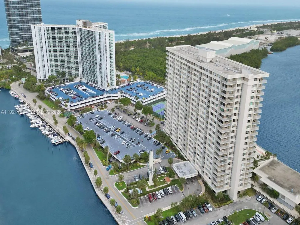 300 Bayview Dr, Sunny Isles Beach, FL 33160