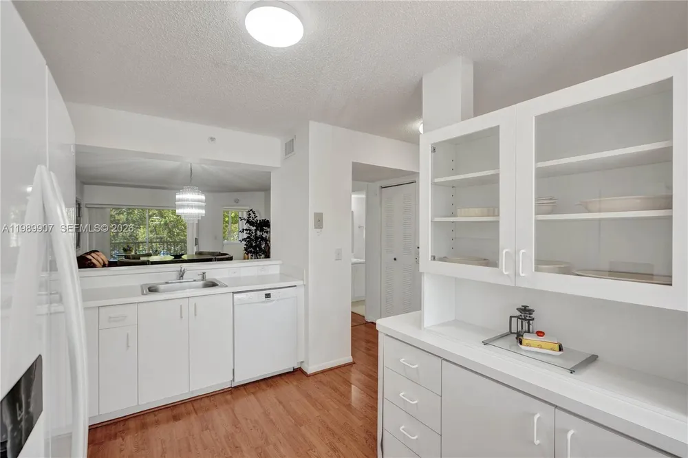 9511 Weldon Cir, Tamarac, FL 33321
