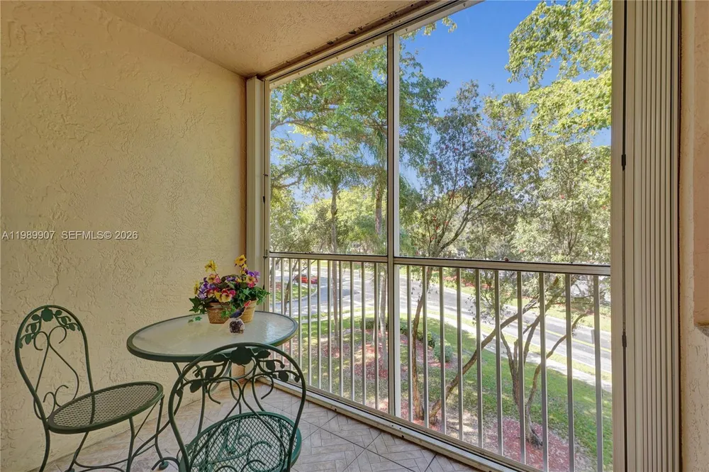 9511 Weldon Cir, Tamarac, FL 33321