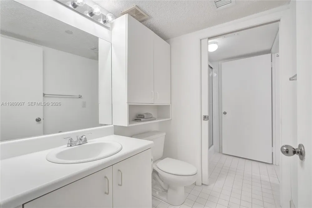 9511 Weldon Cir, Tamarac, FL 33321
