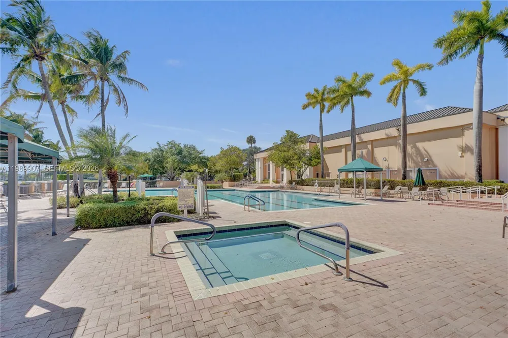 9511 Weldon Cir, Tamarac, FL 33321